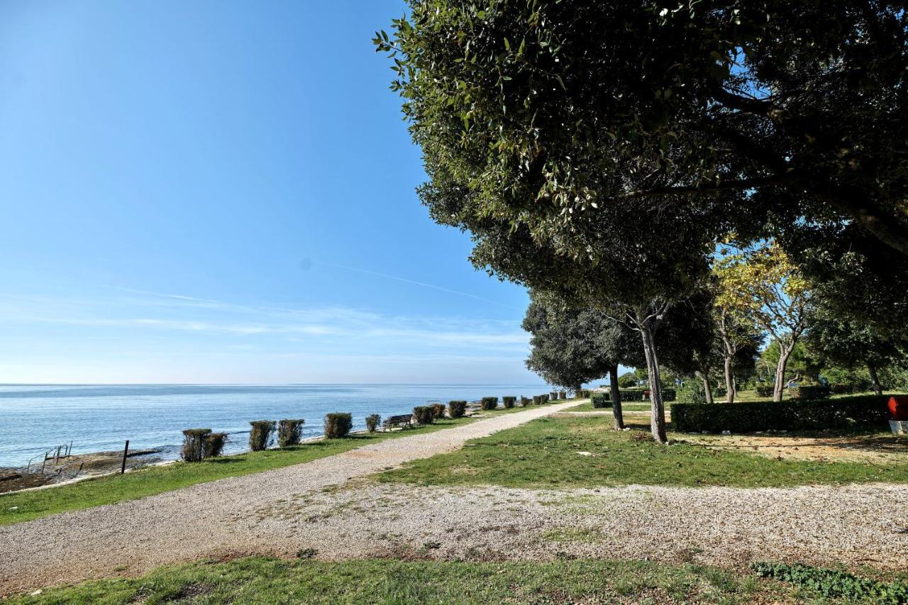 Ulika Mobile Homes - Naturist Cervar-Porat