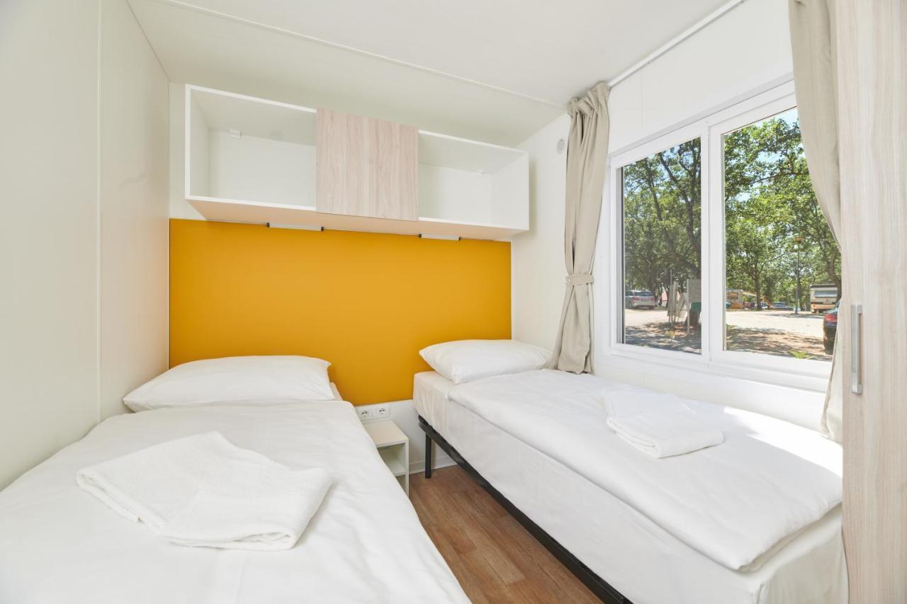 Holiday park Ulika Mobile Homes - Naturist Cervar-Porat